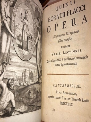 Quinti Horatii Flacci opera : ad optimorum exemplarium fidem recensita : accesserunt variae lectiones, quae in libris mss. & eruditorum commentariis notatu digniores occurrunt