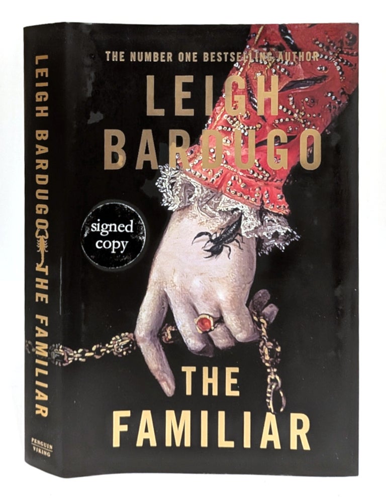Item #663282 The Familiar. Leigh Bardugo.