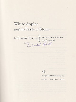White Apples and the Taste of Stone: Selected Poems 1946-2006 [With CD]